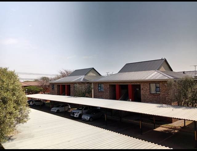 2 BEDROOM TOWNHOUSE FOR SALE IN ALBERTSDAL